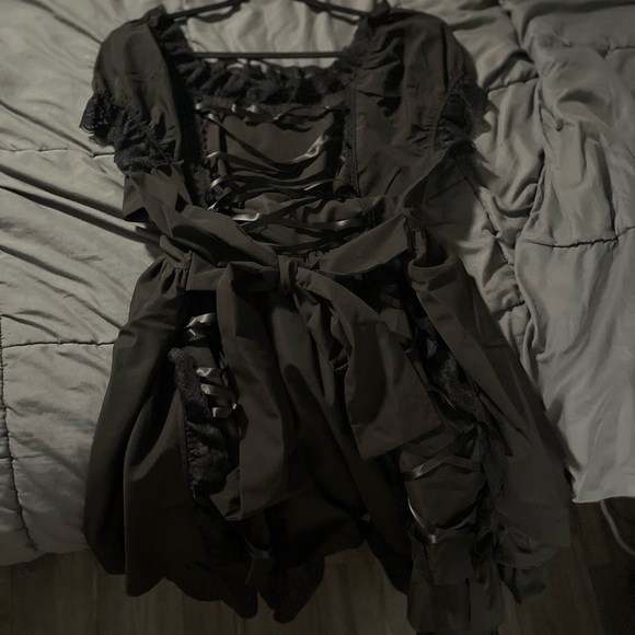 Victorian Dress - Picture 2 of 4